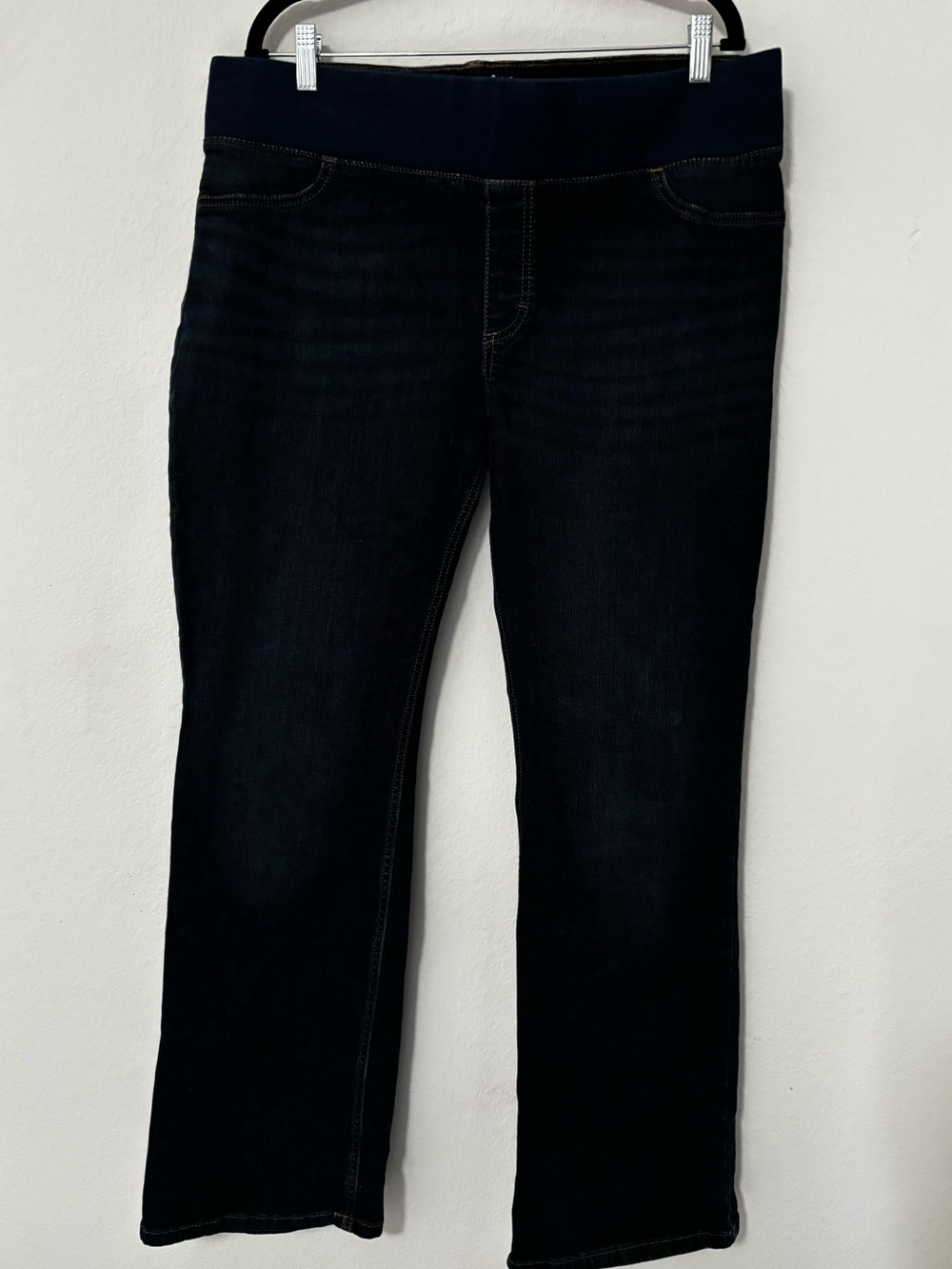 Wrangler Boot Cut Jeans Dark Wash Pull-On Sz 17x34